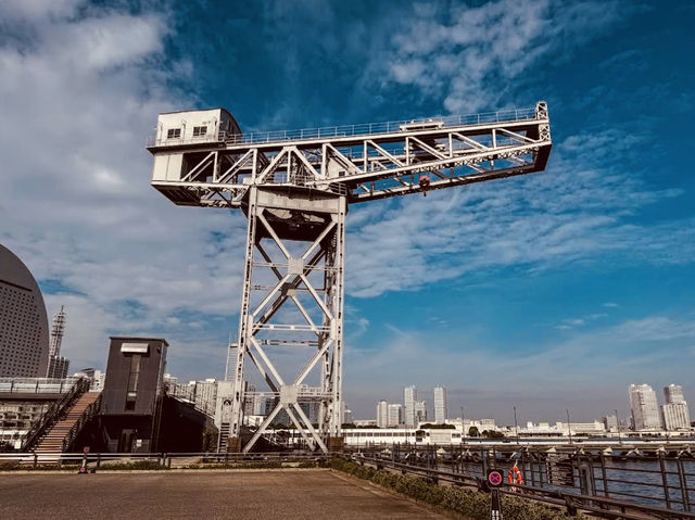 Hammerhead Park, a stylish waterfront area next to Yokohama Hammerhead 