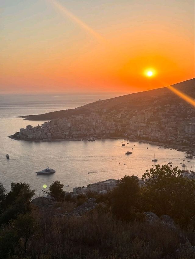 Embracing the Seaside Vibes of Saranda