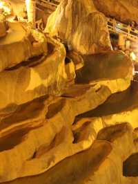 The Silent Watch of the 'Lion': How to Feel the Weight of Geological Time in an Underground Void?