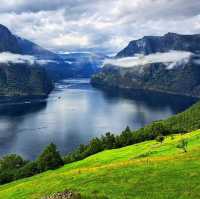 Sognefjord : Norway’s Majestic Fjord Wonderland