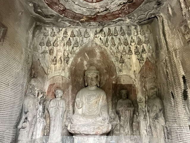 🪨 Longmen Grottoes — Easy Day Trip for International Travelers