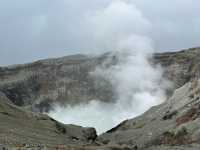 登上阿蘇火山口,直面大地深處的力量與震撼