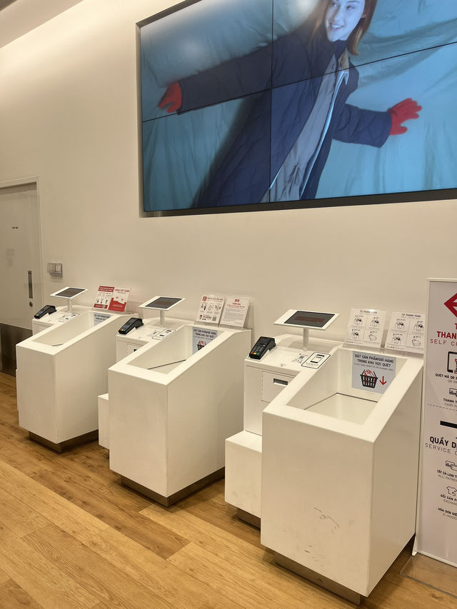 🧺 UNIQLO Hoan Kiem (Hanoi)