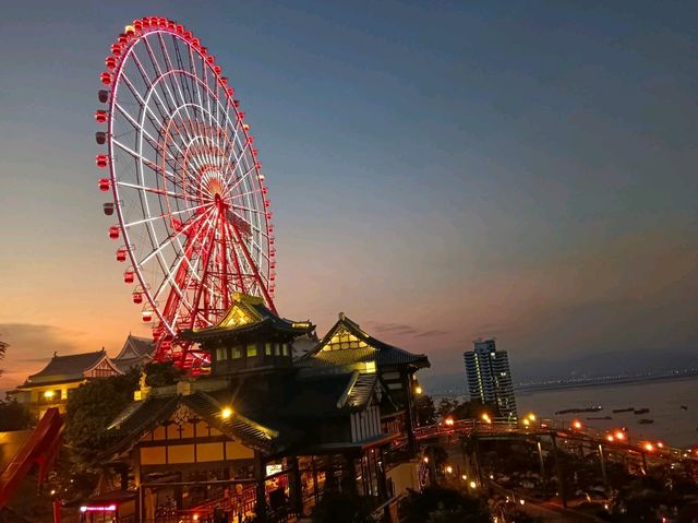 บรรยากาศกลางคืน  Sun Wheel บรรยากาศกลางคืน  Sun Wheel