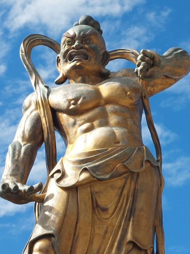 A Spiritual Journey to the Majestic Kek Lok Si Temple, Penang