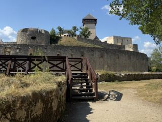 🏰 TRENČÍN CASTLE — A MEDIEVAL LANDMARK WITH LEGENDARY VIEWS 🌄🇸🇰