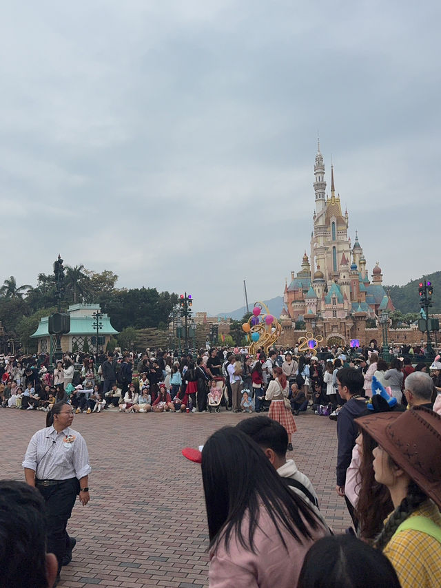 Christmas vibes in Hongkong Disneyland