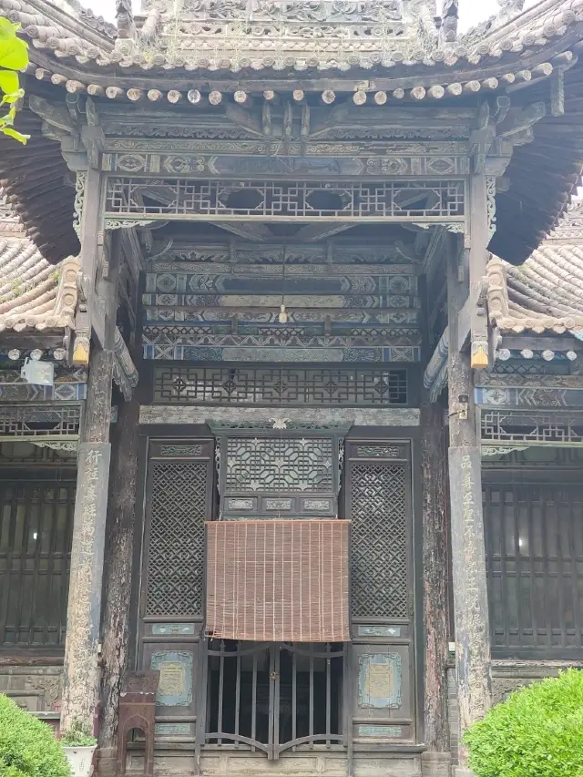 Praying Rooms for Men and Women
