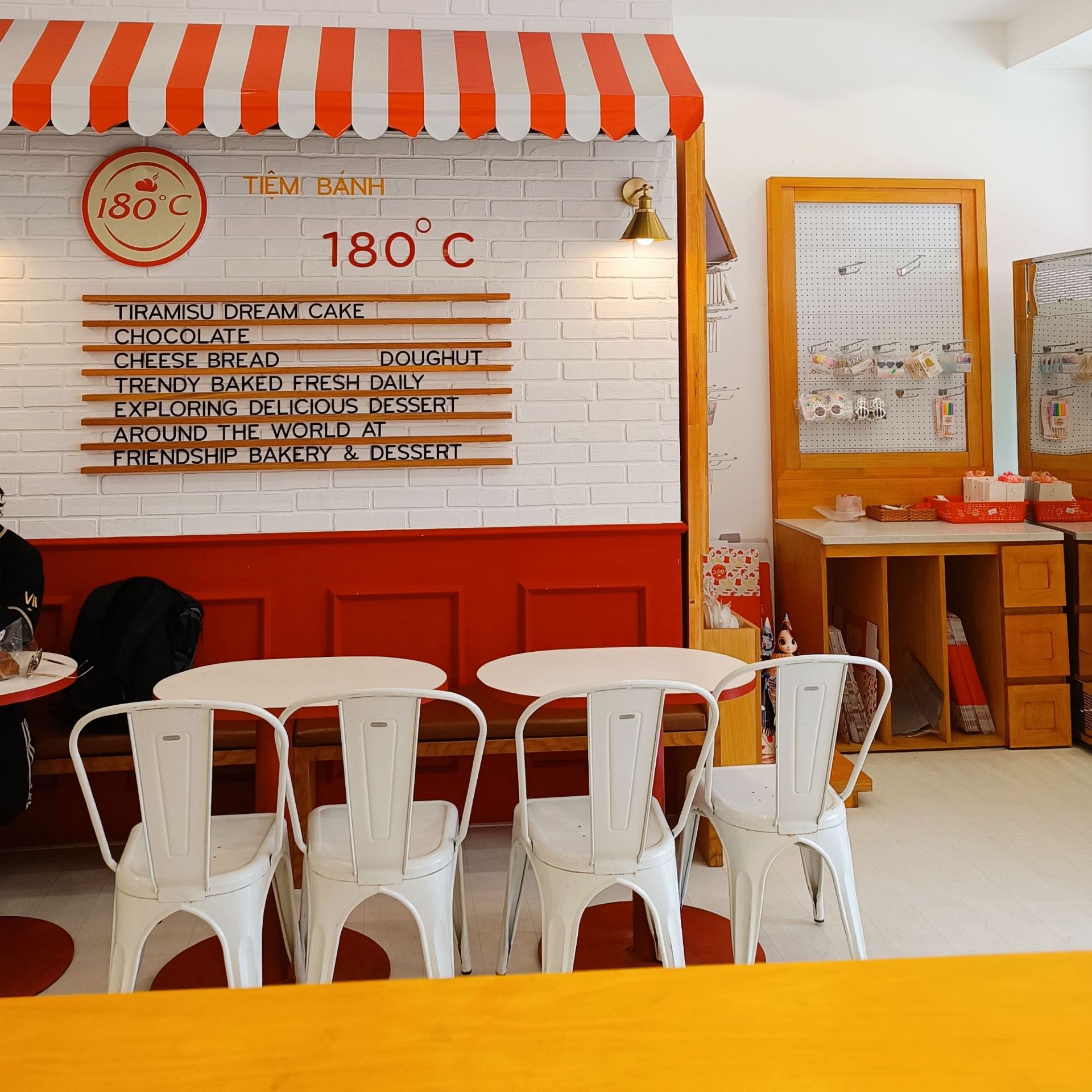 🥐 Sweet Craving in Đà Lạt: Tiệm Bánh 180°C