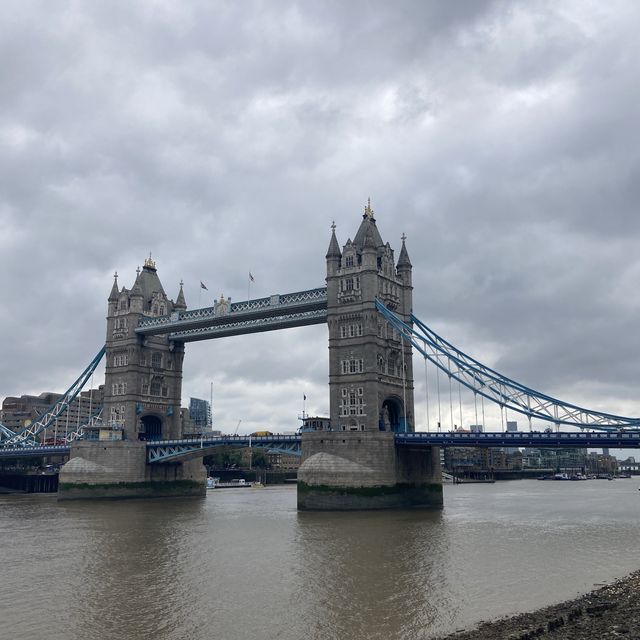 Taking in the Sights on a South Bank Stroll