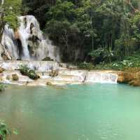 Luang Prabang: Spiritual Serenity 🌅🏞️