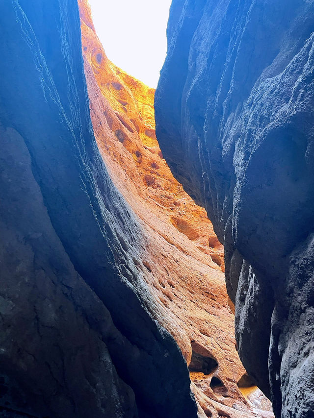 🏜️ China’s Secret Grand Canyon – Silk Road Scenery That’ll Take Your Breath Away