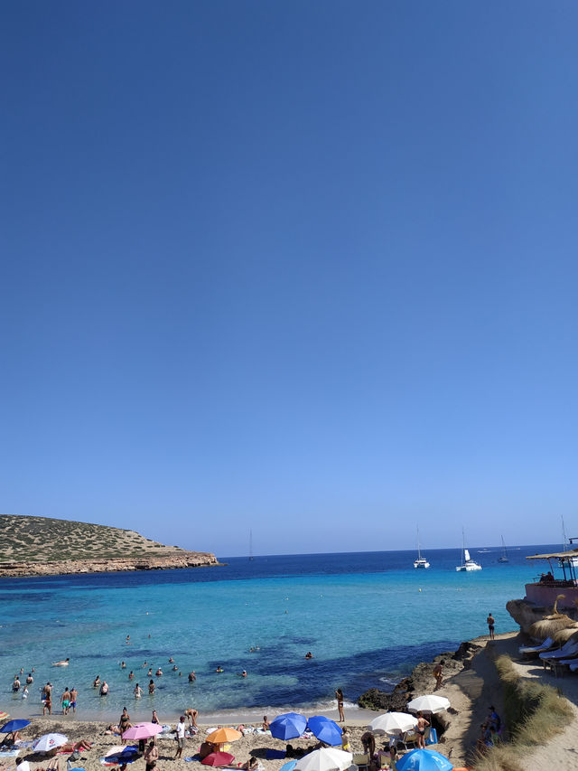 🏖️ One-Day Beach Tour in Ibiza – Sun, Sand & Crystal Waters ☀️🌴🚗