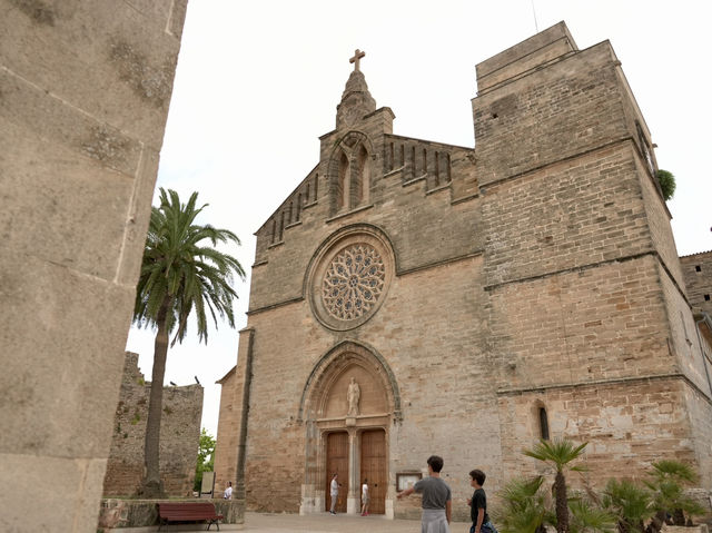 The Old World Style of Alcudia in the heart of Mallorca 