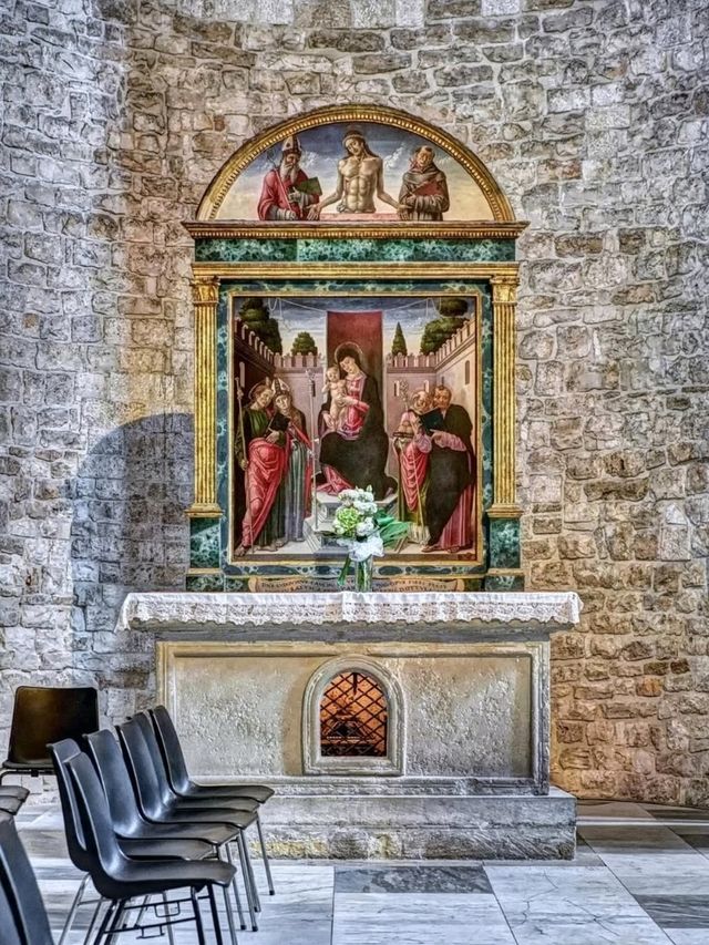 ⛪️ Basilica di San Nicola: A Sacred Bridge Between East and West ✨🇮🇹