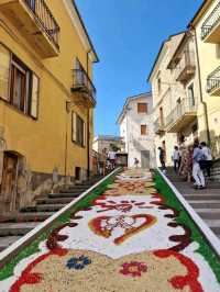 Roccascalegna Alleys & Medieval Charm