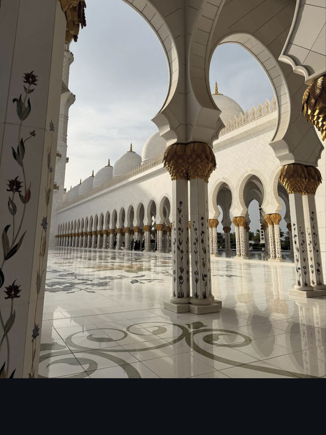 Sheikh Zayed Grand Mosque- Abu Dhabi