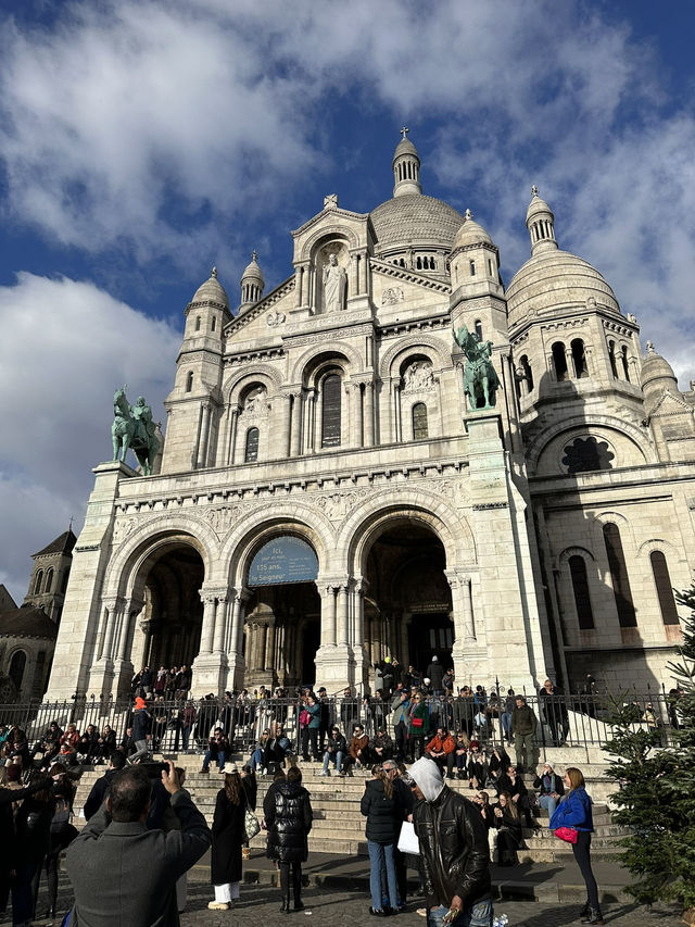 Sacré-Cœur: One of Europe’s Most Breathtaking Churches and How to Visit Safely