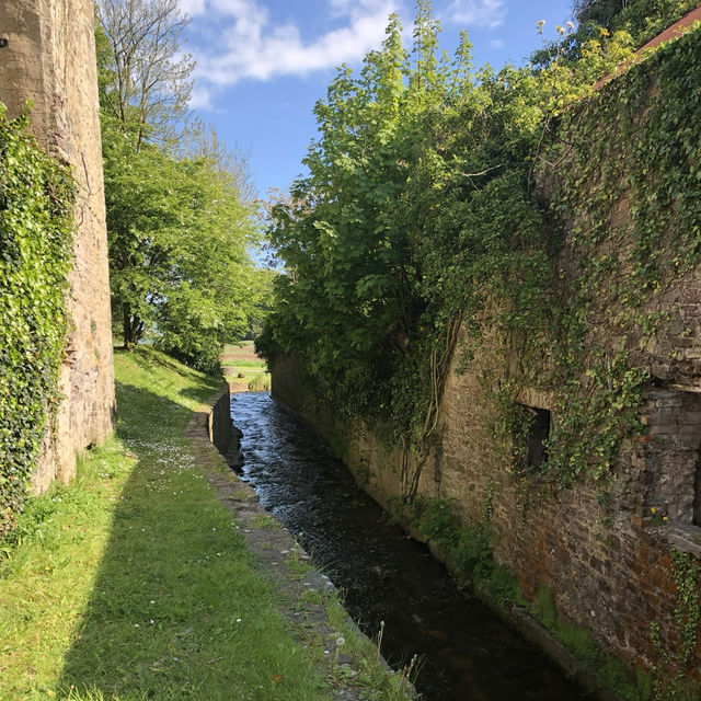 900 Years of History At Laugharne Castle, A Little Welsh Wonder. 