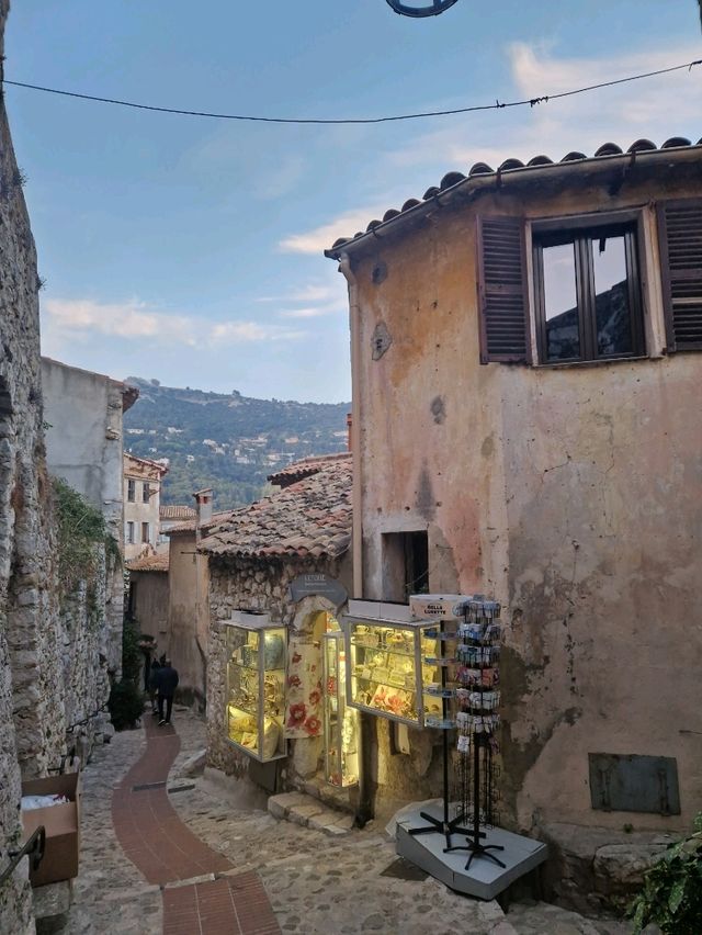 🍂 Why Eze is the Perfect Side Trip from Nice in October