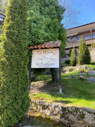 มนต์เสน่ห์แห่งธรรมชาติริมทะเลสาบ🌿