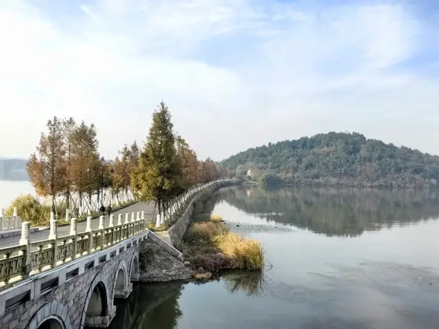 동호 라오옌 경치구