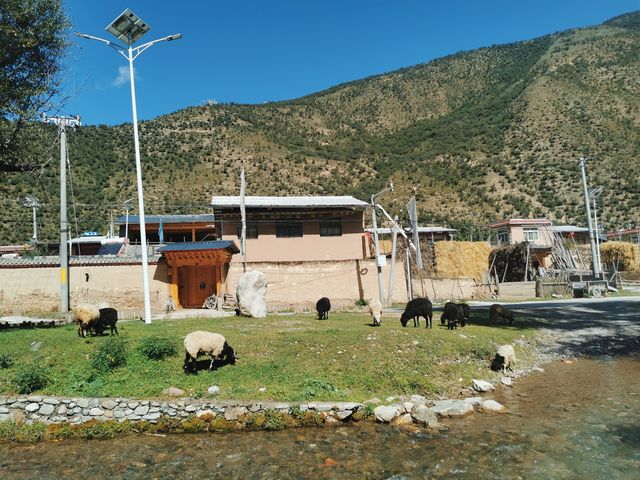 阿坝藏族羌族自治州原生態的村落