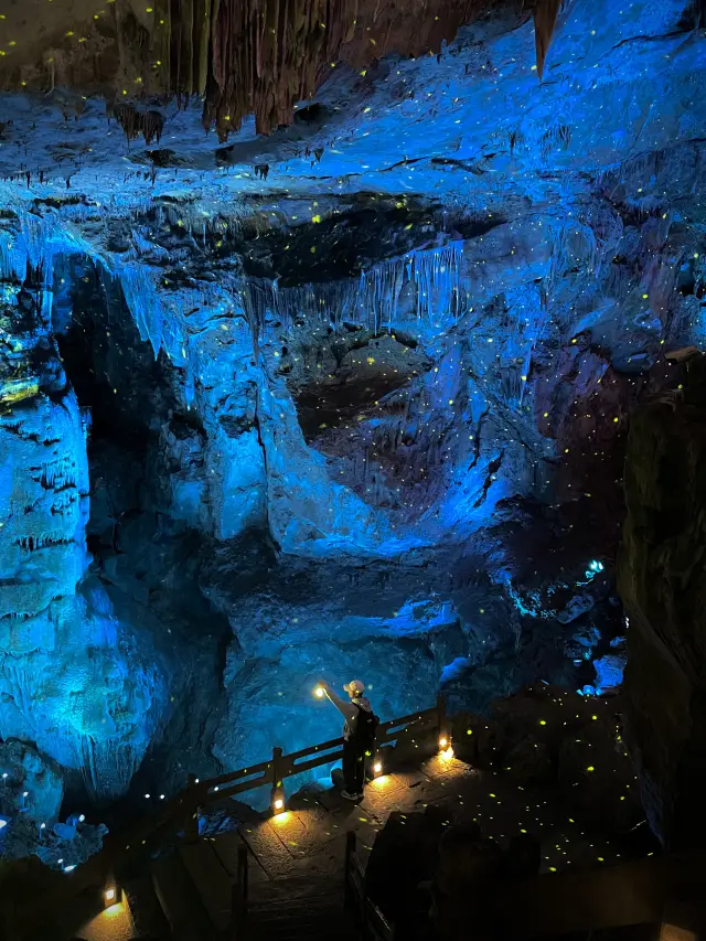 Live｜Exploring the underground fantasy world in Hangzhou! So beautiful that it leaves you speechless