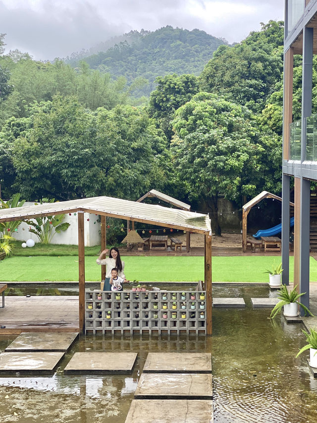 在雨天裡，在麥客民宿聽著滴答滴答的聲音