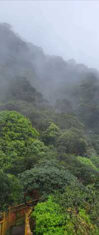 聖堂山
