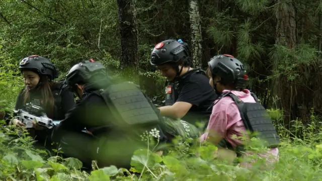 Lijiang Falcon Valley, Real-life CS, Horseback Riding and Archery, Outdoor Cooking and Camping.