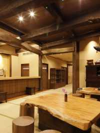🏯 Gifu Getaway: Onyado Yuinosho's Hot Spring Haven 🌄
