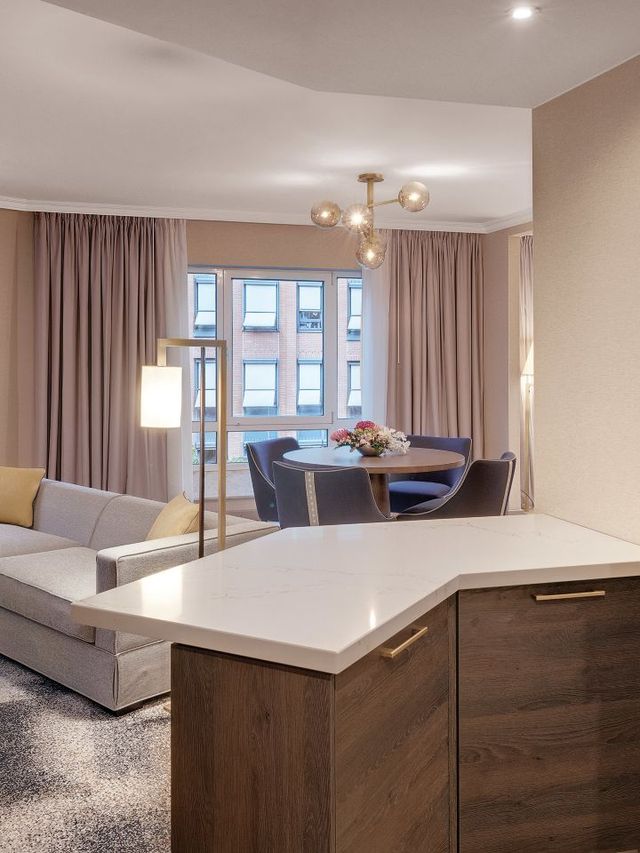 🌟 Munich Marvels: Hilton City Highlights 🌟