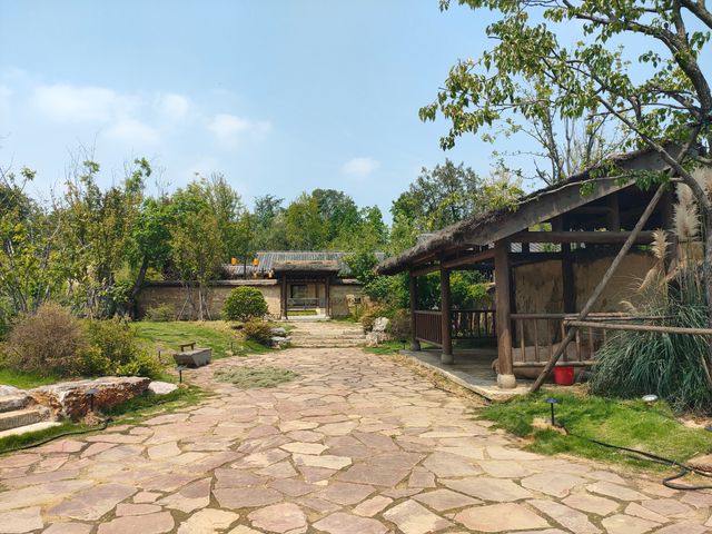 南陽臥龍崗景區公園