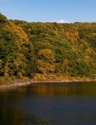 Drive a thousand miles to see the autumn colors and the Maar Lake under Changbai Mountain. 