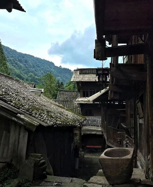 【尋覓時光深處的記憶——洪雅高廟古鎮】。