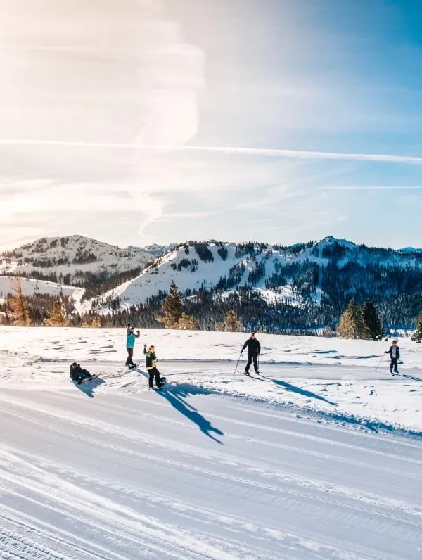 8 Recommended Ski Resorts in California for 2023