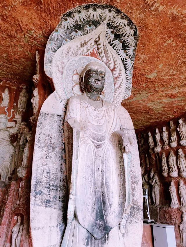 嘉陵江畔古蜀道上的石窟群——四川廣元千佛崖旅遊攻略