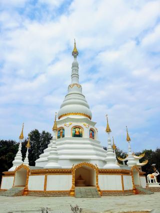 A Must-Visit Happy Place: Mengding