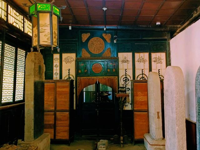 "From Minarets to Ming Dynasty: Yinchuan’s Top Mosques Unveiled"