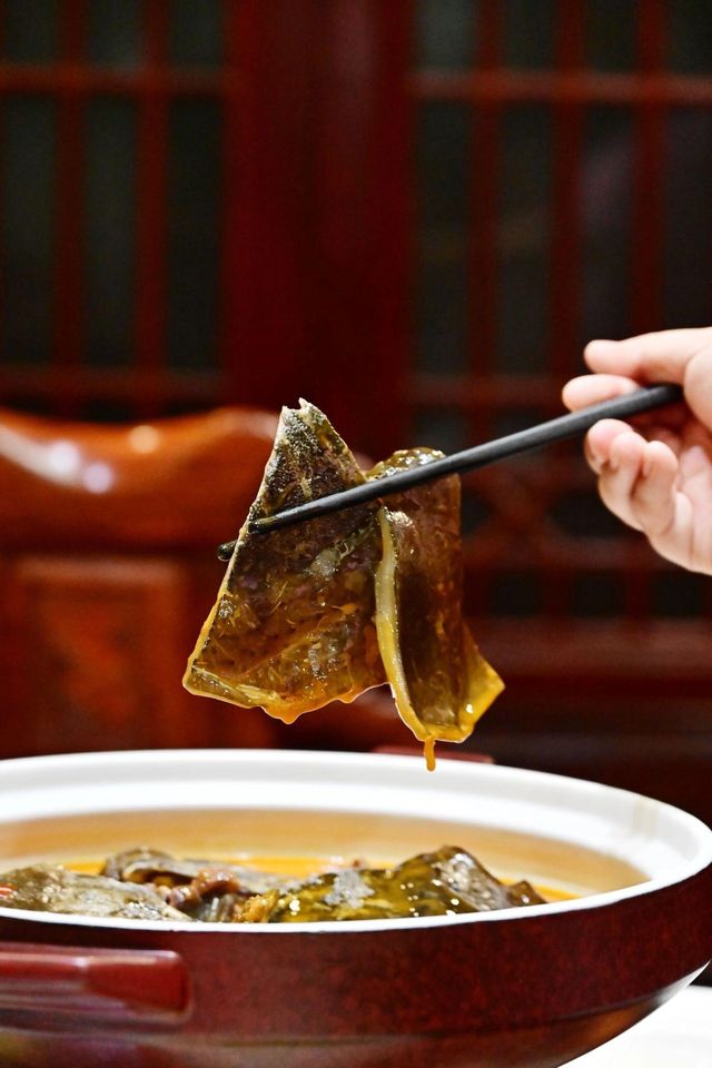 角門呢間湘菜館火咗七年，靠嘅係真功夫！