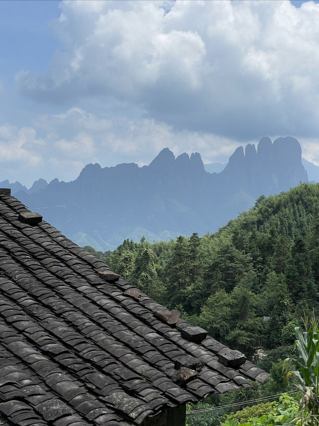 朗沖，雲端上的村落