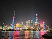 LUJIAZUI TOWERS SHINES BEST AT SUNSET