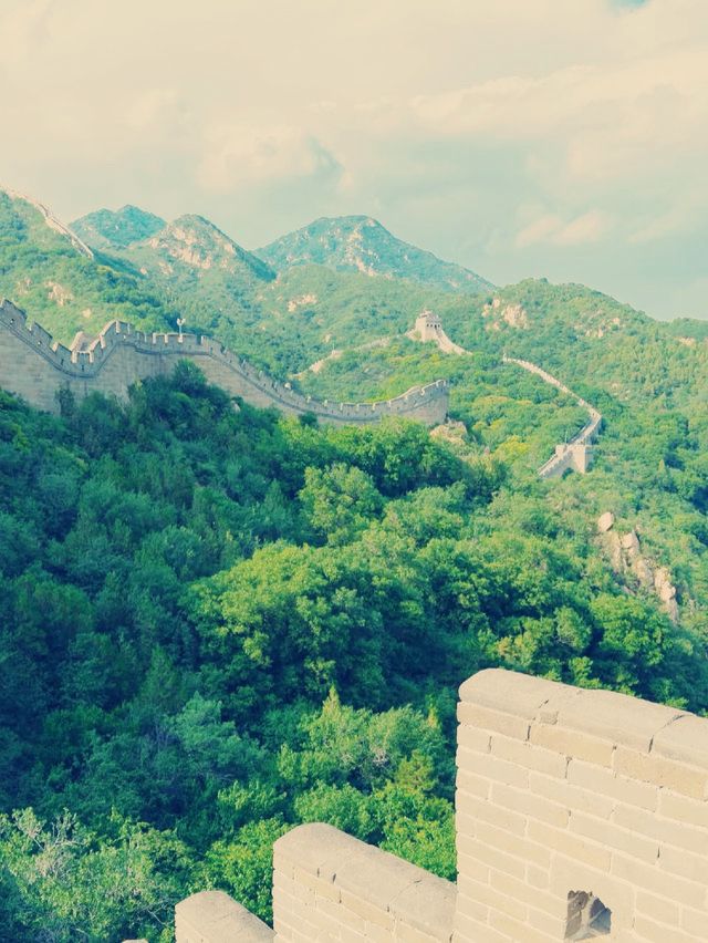 登臨天下第一雄關——八達嶺長城壯遊記】** 