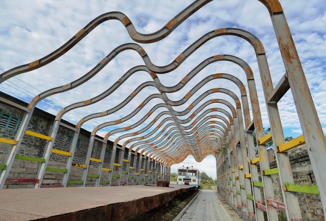 探秘轉業軍人奮鬥之地鶯歌海的千年鹽場與浪漫時光 探秘轉業軍人奮鬥之地鶯歌海的千年鹽場與浪漫時光