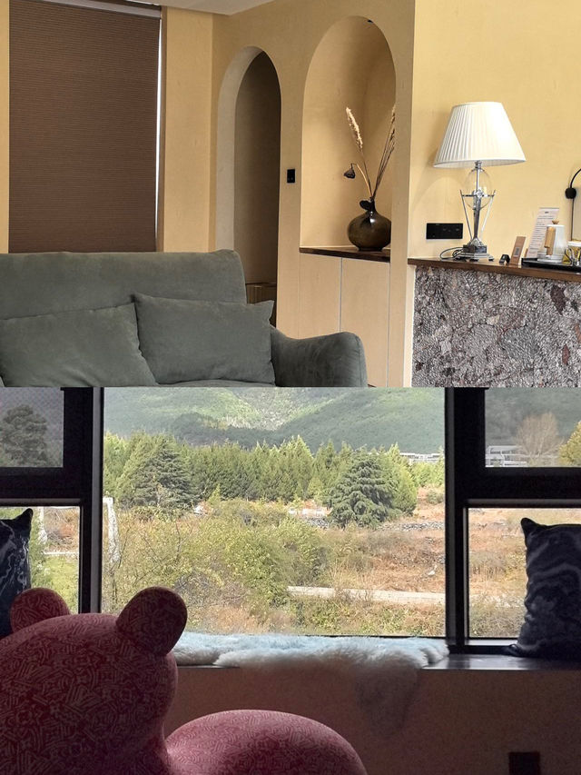 在麗江躺看日照金山真的會哭。。。