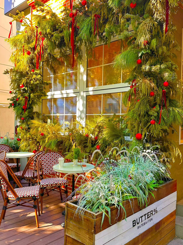 9 Must-Visit Christmas Spots in Shanghai 🎄✨ | Holiday Vibes Unlocked 9 Must-Visit Christmas Spots in Shanghai 🎄✨ | Holiday Vibes Unlocked