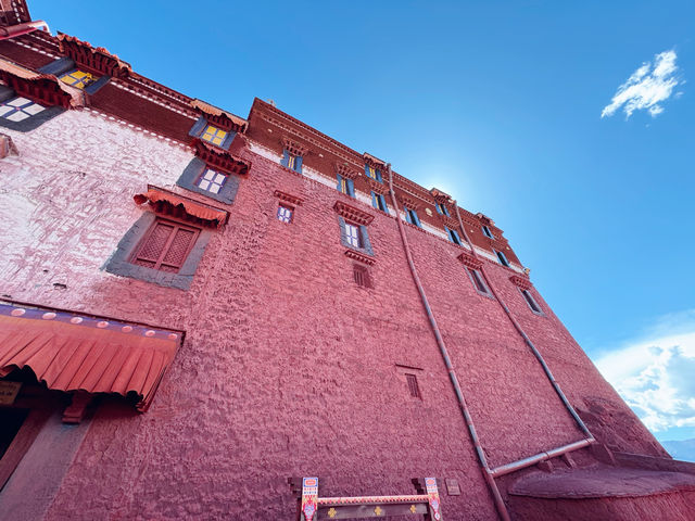 布達拉宮一日遊——藏式建築拍照全攻略
