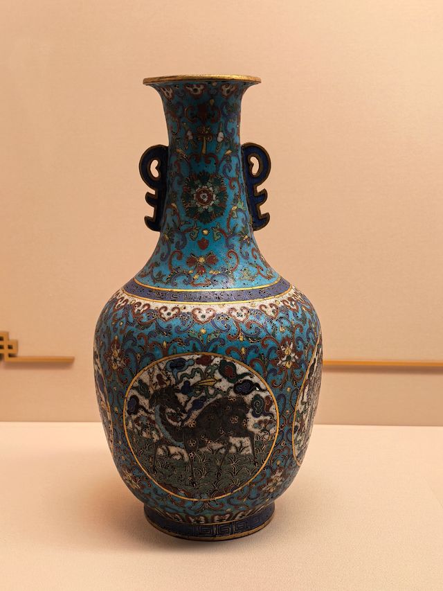 探秘上博隱藏寶藏掐絲琺瑯器展 探秘上博隱藏寶藏掐絲琺瑯器展