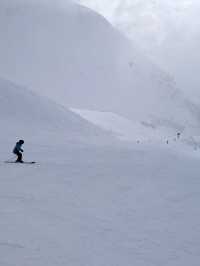 Skiing Alyeska: Epic Snow Vibes & Northern Lights ✨❄️